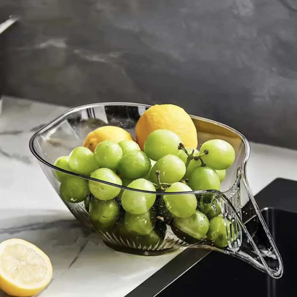 Multifunctional Kitchen Drain Basket with Spout | Transparent Vegetable Strainer & Drainage Basket